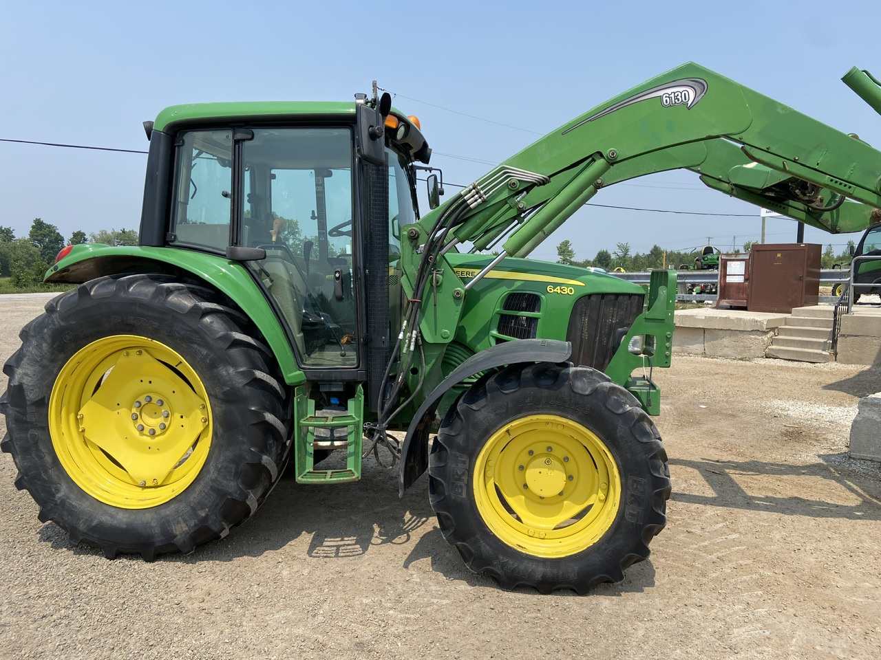 Huron Tractor | Used Equipment | JD 6430/LDR (E90329)